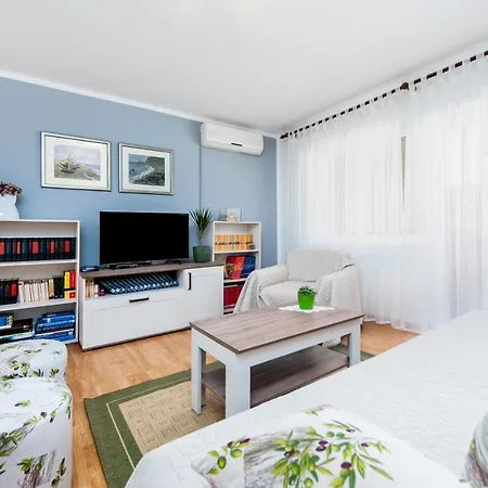 Apartment Oly Rovinj