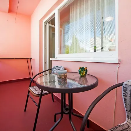 Oly Apartament *